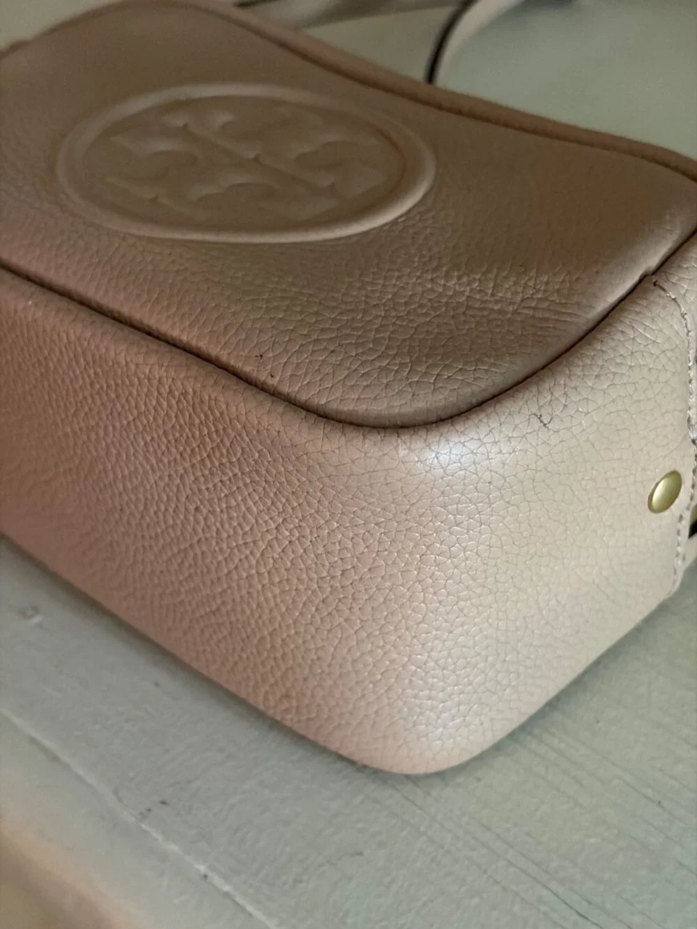 Tory Burch Perry Bombe Beige Crossbody Camera Handbag